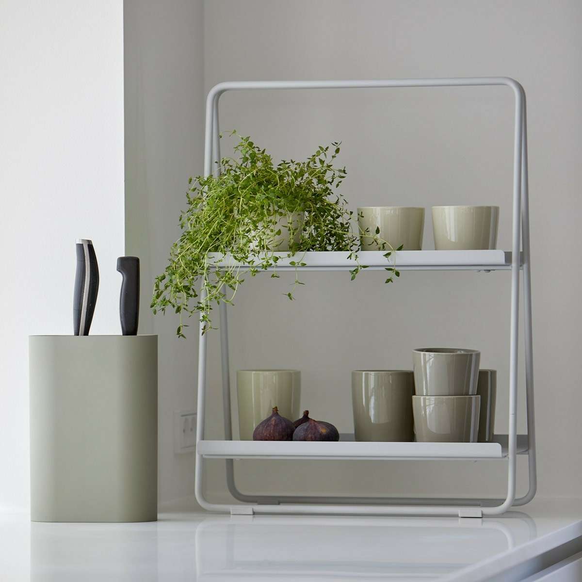Immagine del prodotto Mensola A-Table Small Soft Grey in metallo | Zone Denmark