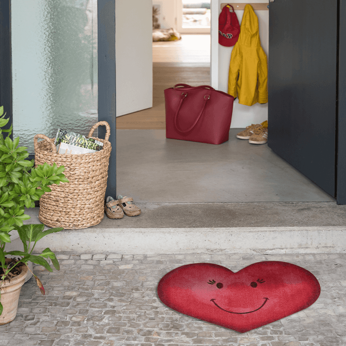 Immagine del prodotto Tappeto In-Outdoor Sorriso a forma di cuore | EFIA GmbH