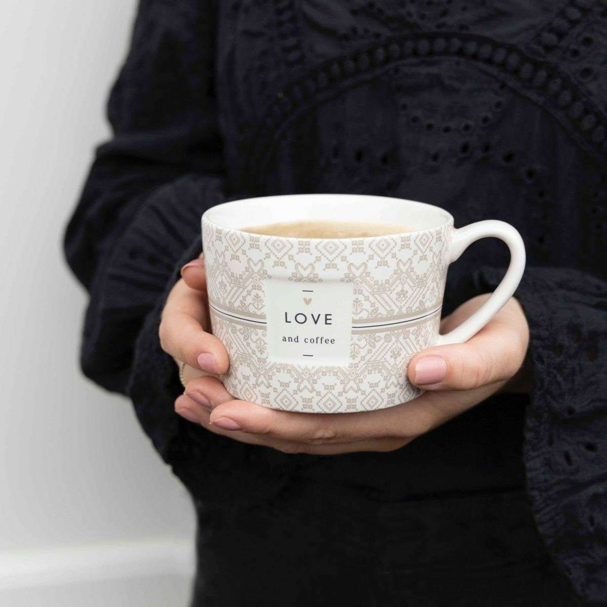 Immagine del prodotto Mug Love and Coffee in Gres Porcellanato | Bastion Collections