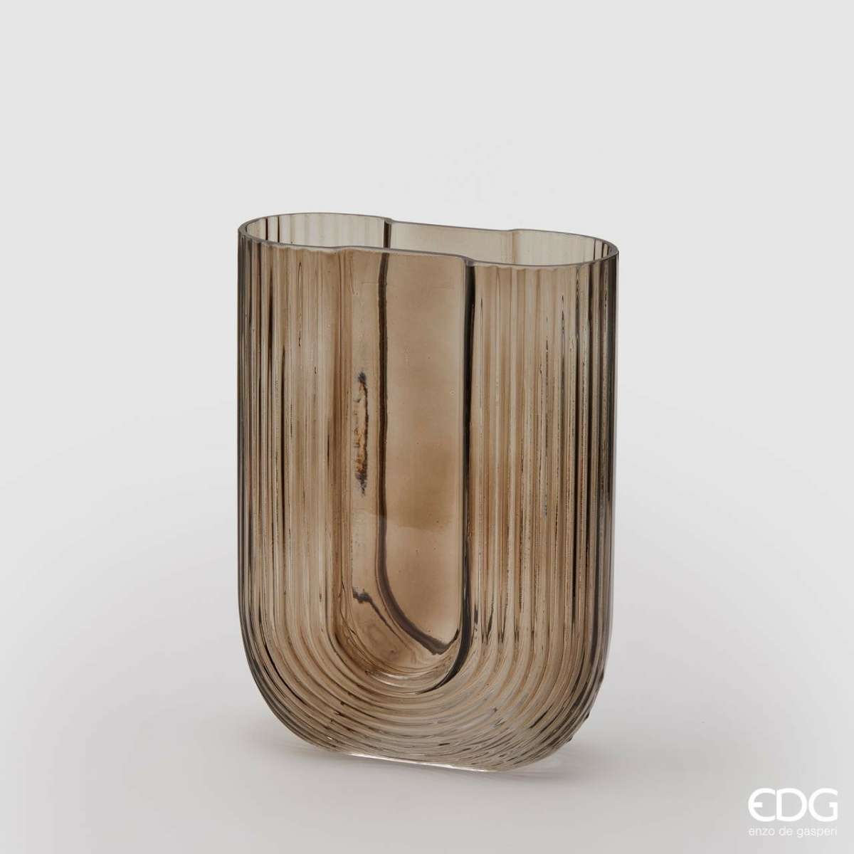 Immagine del prodotto Vaso Ovale a Righe in Vetro Caffè h24xø18 cm | EDG Enzo De Gasperi