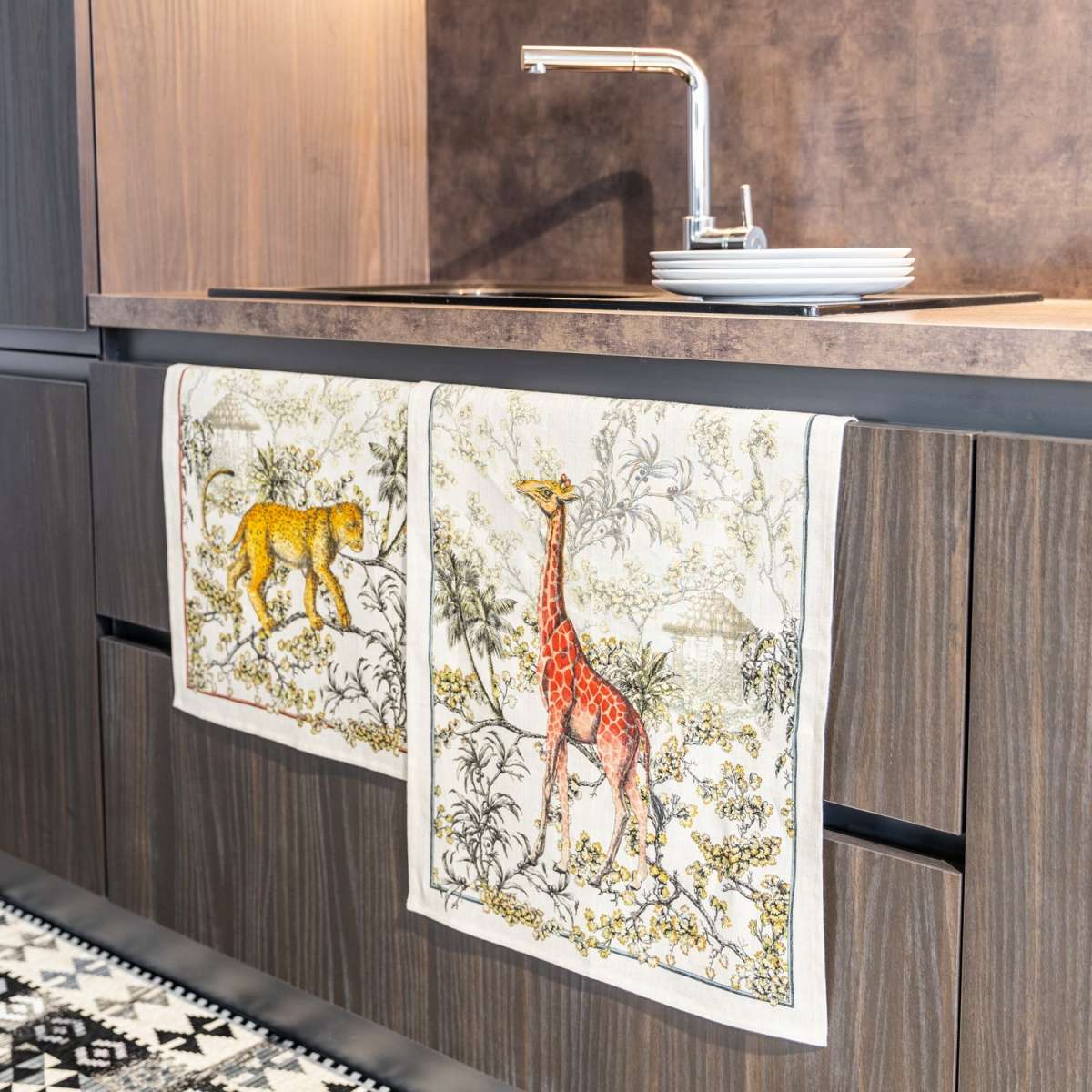 Immagine del prodotto Strofinaccio in Lino Savana - Leopardo/Giraffa 50x70 cm | Tessitura Toscana Telerie